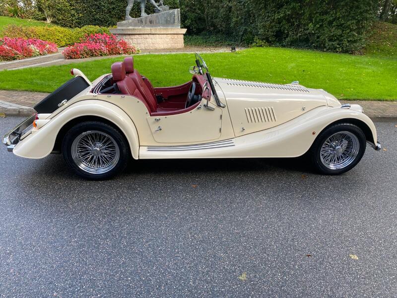 MORGAN PLUS 8