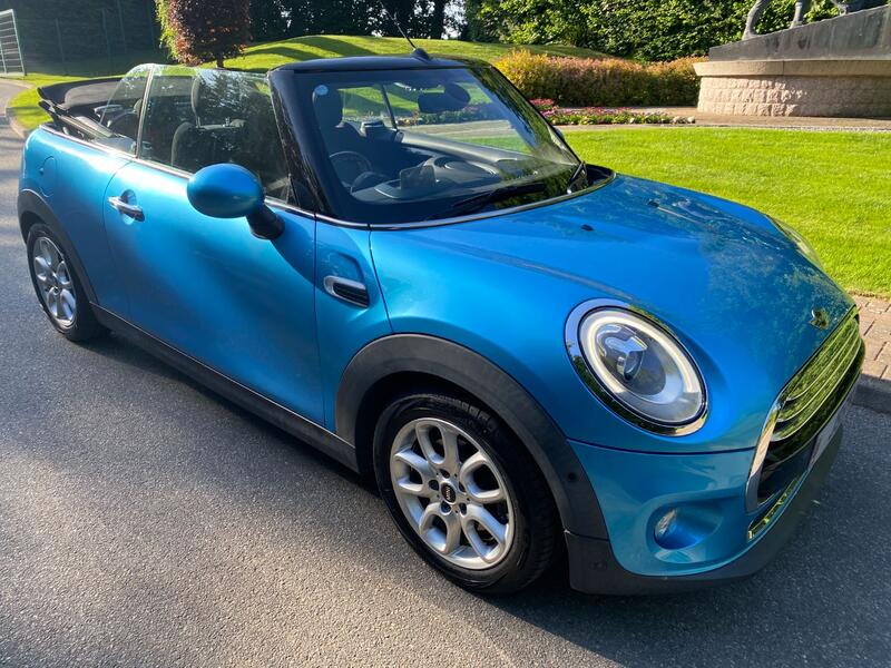View MINI CONVERTIBLE AUTOMATIC