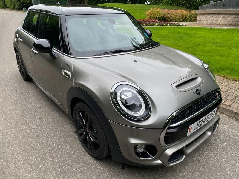 View MINI HATCH COOPER S 2.0 JCW AUTO