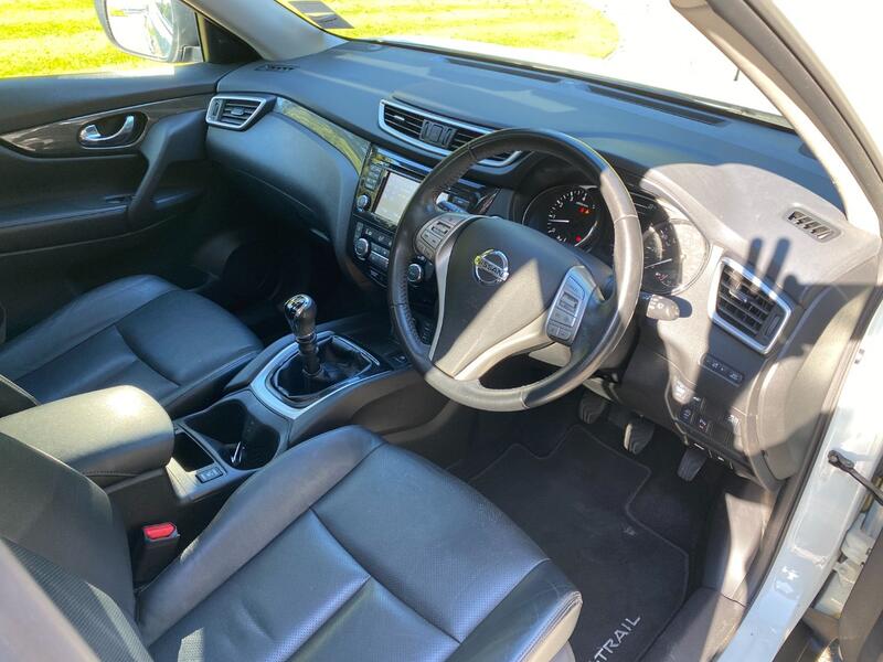 View NISSAN X-TRAIL 1.6 PETROL 7 SEATER