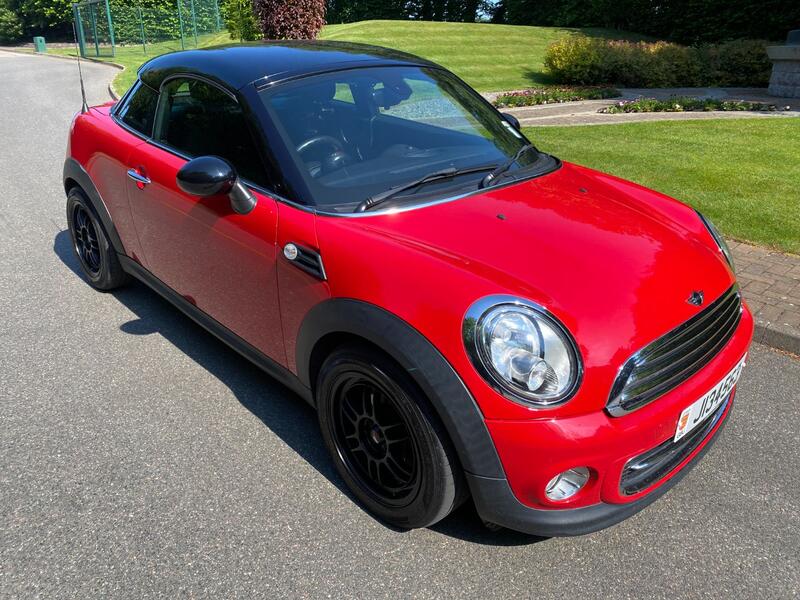 View MINI COUPE 1.6 Cooper